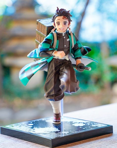 Фігурка Bandai Танджиро Комада Клинок розсікаючий демонів Tanjiro Demon Slayer 15,0 см DS TK 142 WST F DS TK 142 фото