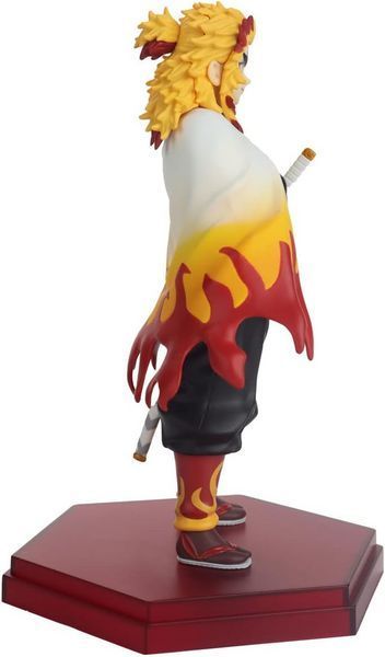 Фигурка Good Smile Company Клинок рассекающий демонов Кёджюро Ренгоку Demon Slayer Kyojuro Rengoku 17 см DS RS 17 фото