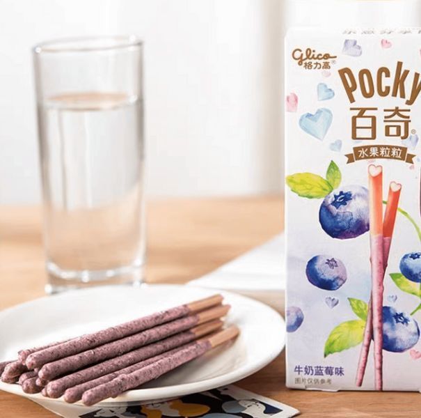 Палички Glico Pocky зі смаком молока та чорниці Milk Blueberry Flavor, 45 г 2724567274 фото