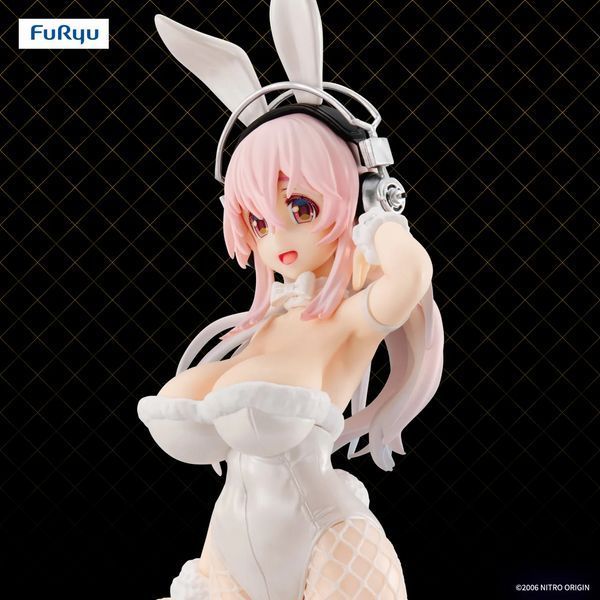 Фигурка FuRyu BiCute Bunnies Виртуальная певица Супер Сонико Super Sonico 30 см F BB SSW 30 F BB SSW 30 фото
